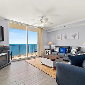 Tidewater Luxury Penthouse With Amenities And A View! Holiday home
